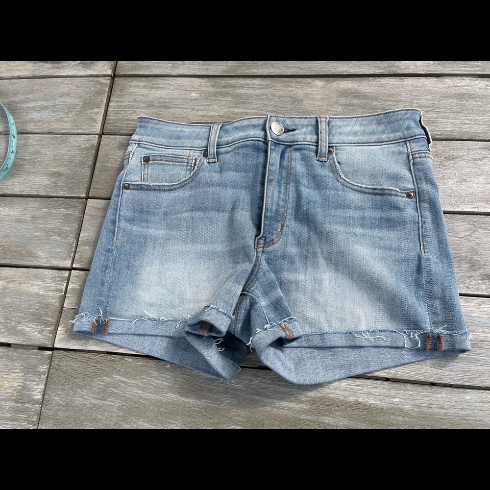 American Eagle Denim Super Stretch Sorts, size 10
